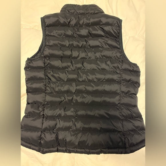 32 Degrees Vest - Picture 2 of 4